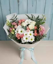 Букет цветов из:  Розы, Лизиантусы и Хризантемы в Колпашево