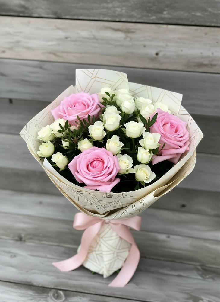 Букет цветов из: Розы в Колпашево
