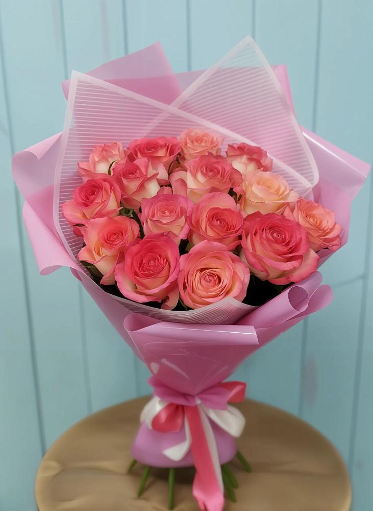 Букет 15 Розовых роз Равель в Колпашево