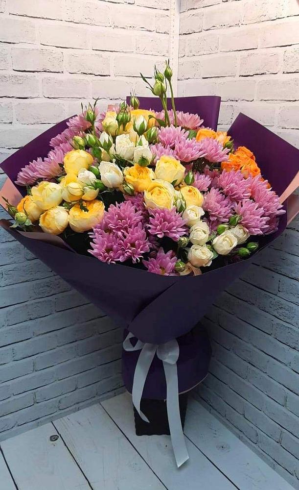 Букет цветов из: Хризантемы и Розы в Колпашево