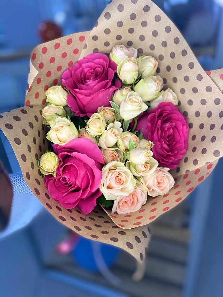 Букет цветов из: Розы в Колпашево