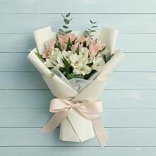 Букет цветов из:  Альстромерии в Колпашево