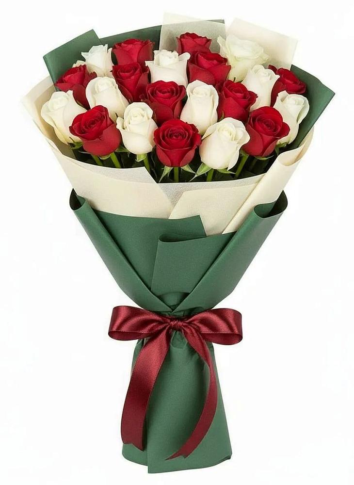 Букет Микс из красных и белых роз в Колпашево