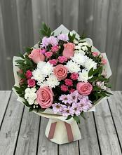 Букет цветов из:  Альстромерии, Гвоздики, Розы и Хризантемы в Колпашево