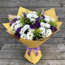 Букет цветов из:  Ирисы, Хризантемы и Ромашки в Колпашево