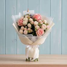 Букет цветов из:  Розы в Колпашево