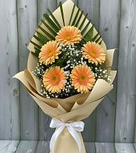 Букет цветов из:  Герберы в Колпашево