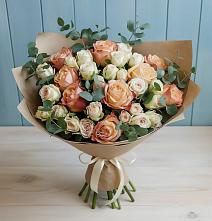 Букет цветов из:  Альстромерии и Розы в Колпашево